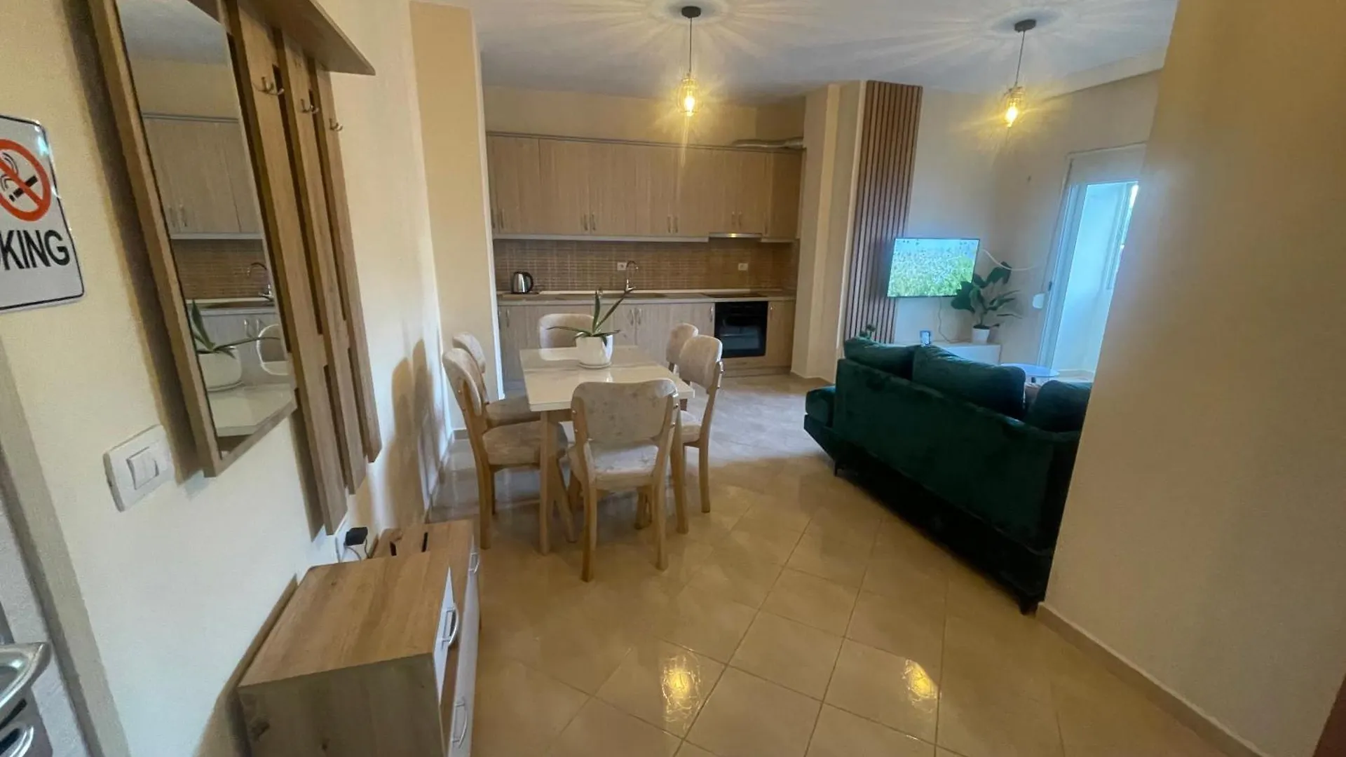 Cozy Corner Appartement Vlorë